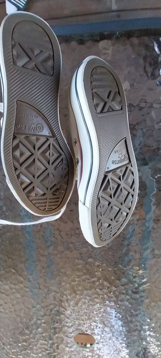 Tracki converse all star. Roz. 37