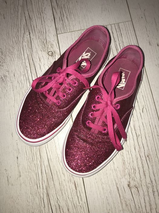 brokatowe buty vans