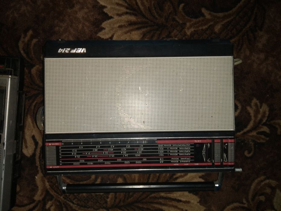 Магнітофон плеер приемник