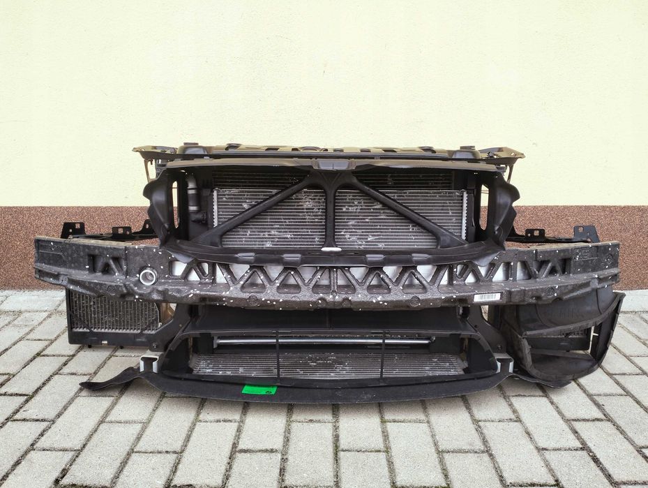 BMW F30 F31 капот бмв  запчасть разбор детали запчасть ф30 ф31 деталь