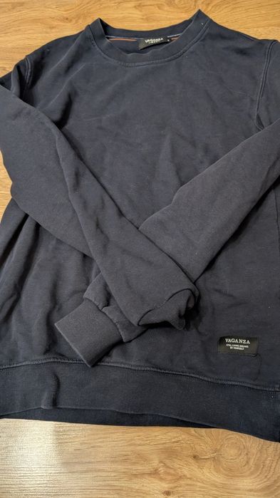 Czarny basicowy swetshirt Vaganza, rozmiar S