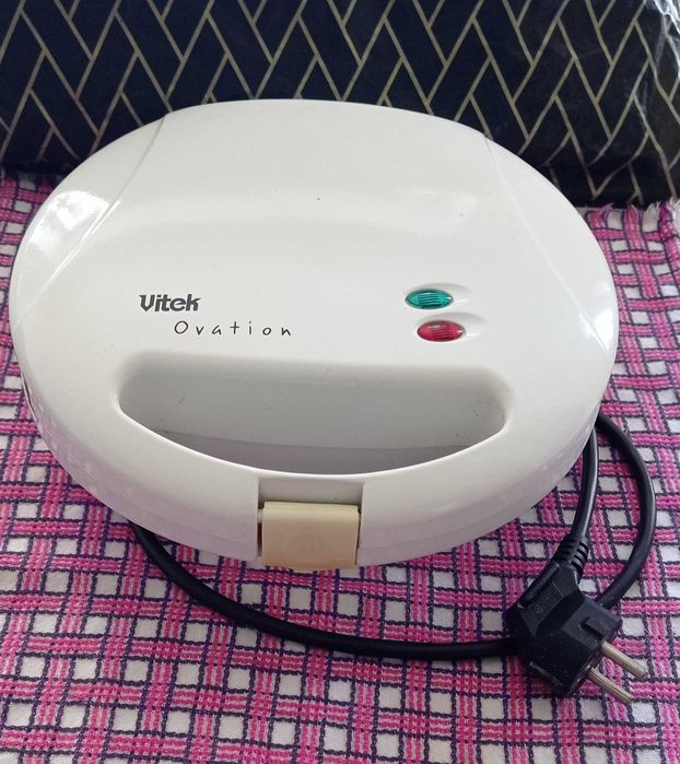 Бутербродниця "VITEK" сендвічі