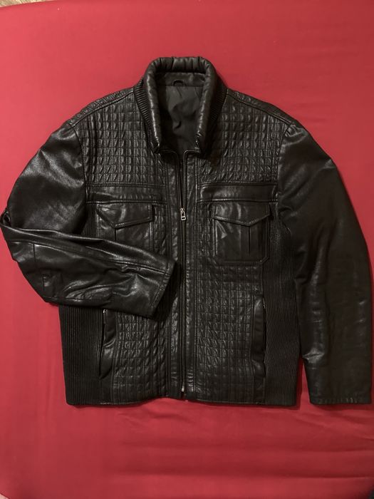 Продам мужскую демисезонную куртку.Материал-натуральная кожа.