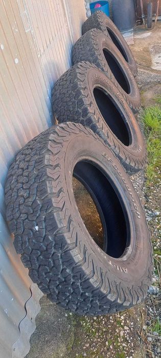 Pneus 245/75 R17 – BFGoodrich All-Terrain T/A KO2
