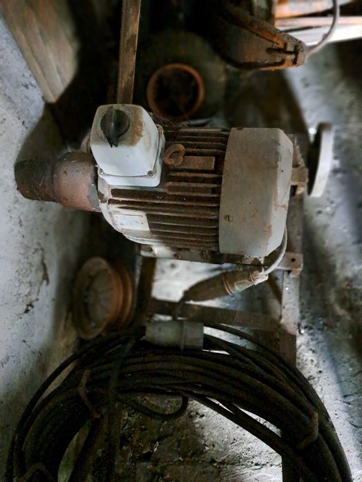 Pompa wody I hydrofor.trajzega silnik elektryczny