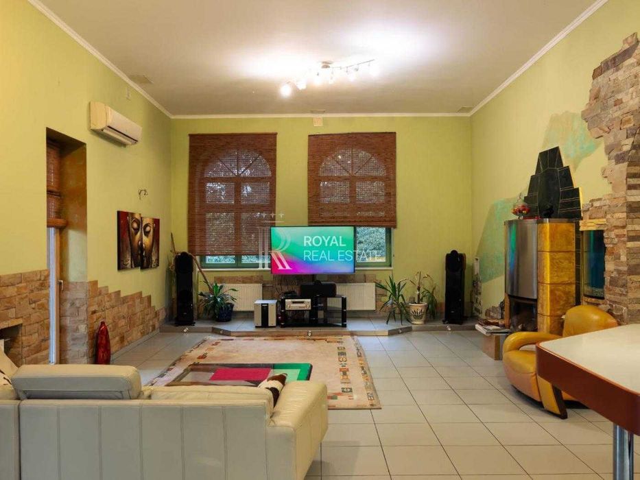 Оренда Будинок Конча-Заспа 520 м² 9 кімнат 21 сотка Вихід до Дніпра Сонячні панелі Басейн Лазня Причал Гараж