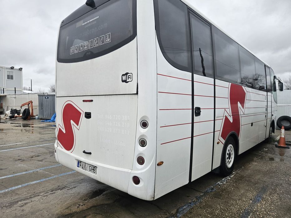 Продается автобус Mercedes andecar