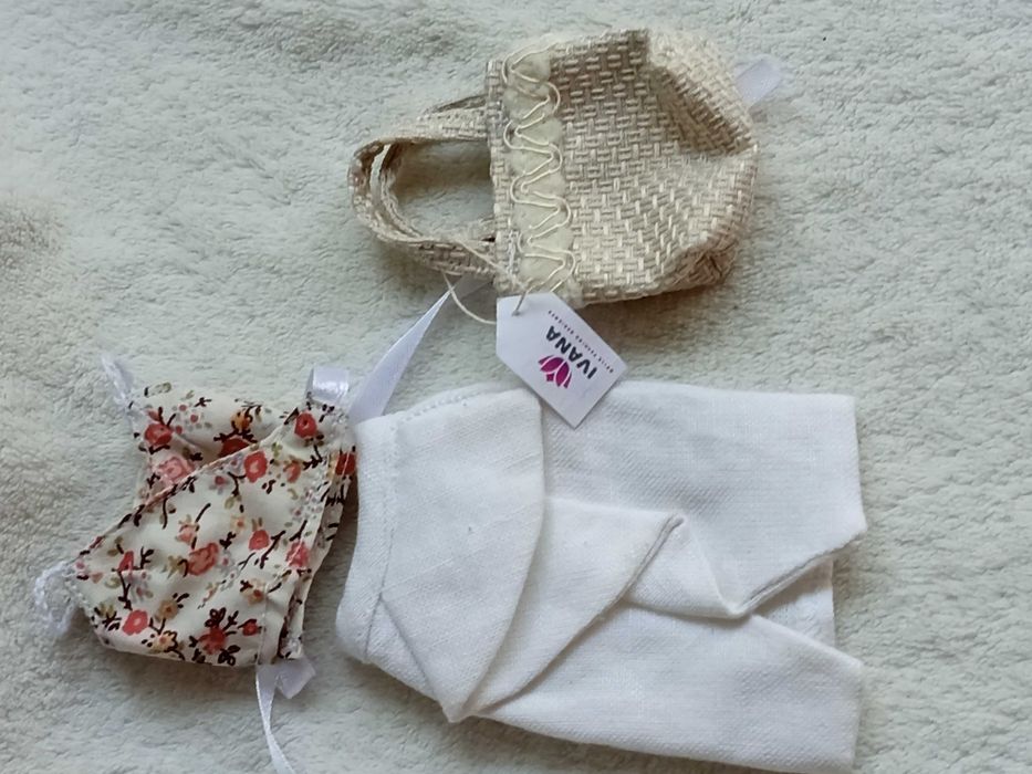 Lote roupas p/ boneca Barbie ou similar (Novas)