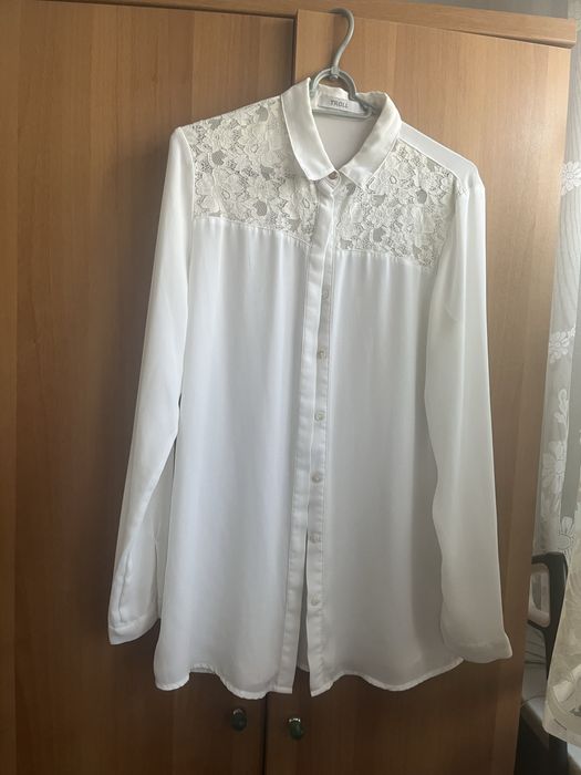 Biała koszula koronkowa Troll