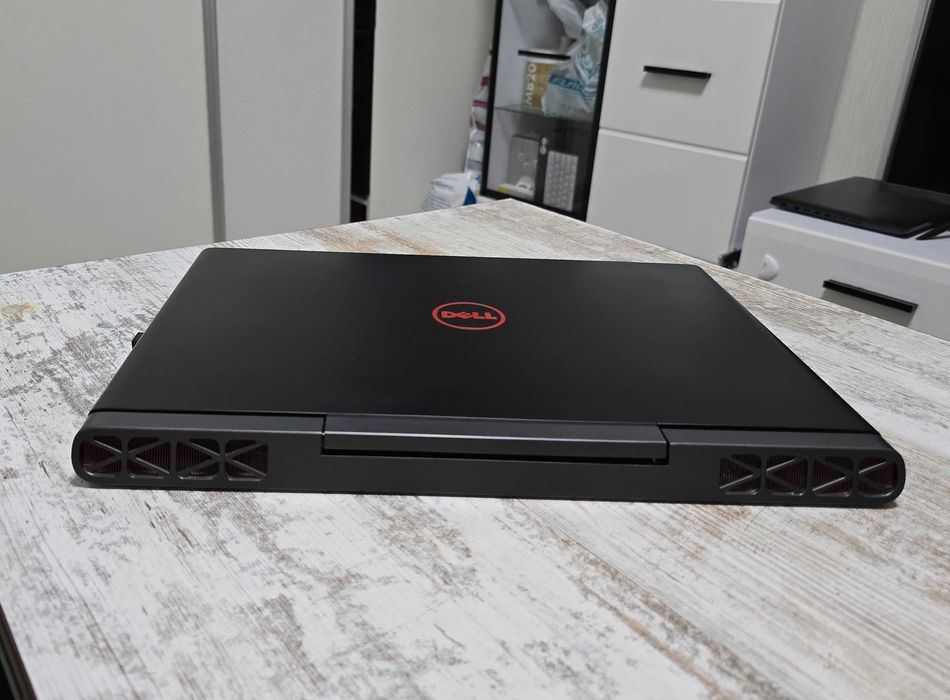 Dell Gaming (Nvidia GTX 1050 4GB/Core i5/16GB DDR4/SSD 128GB+1000GB)
