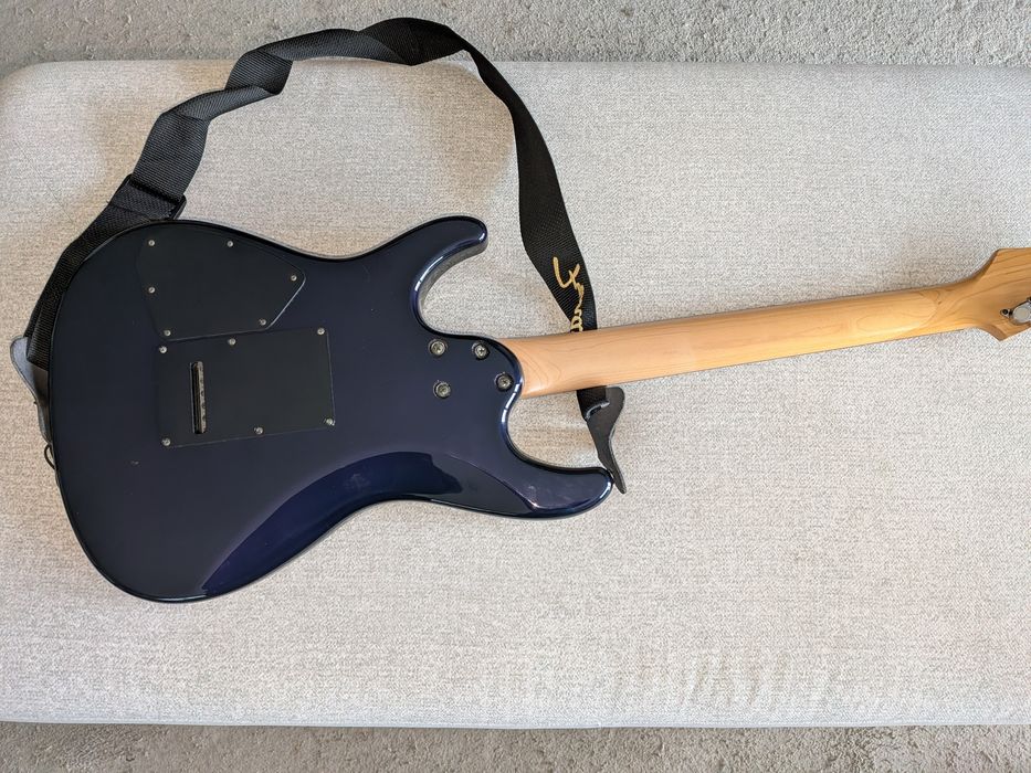 Guitarra elétrica Ibanez - SA120 - cor roxa