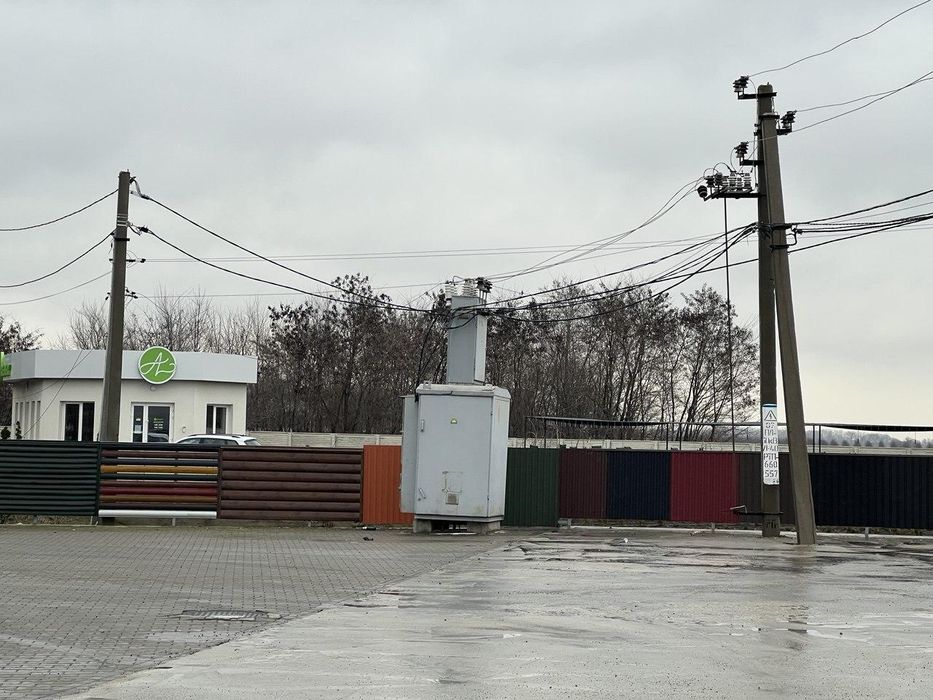 Оренда комерційного приміщення із земельною ділянкою