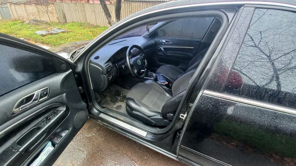 Skoda Superb 2.8 V6