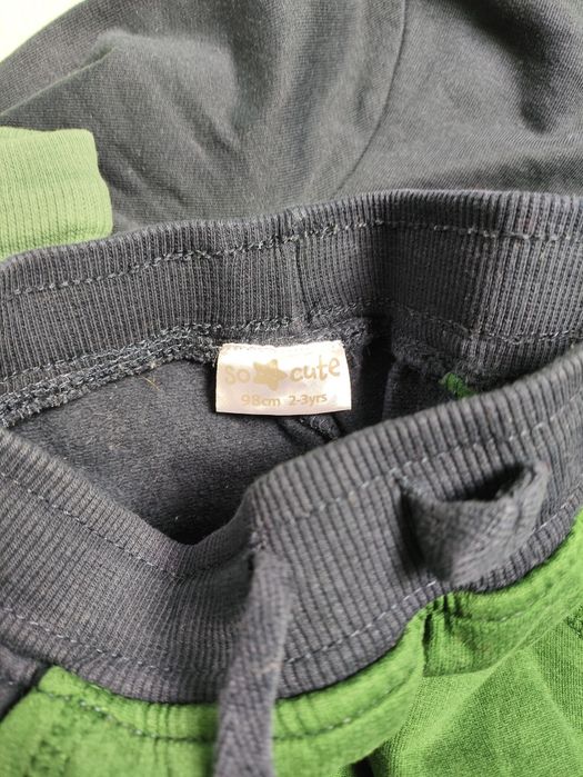 Zestaw świąteczny 98 2bluzy nowe 2spodnie