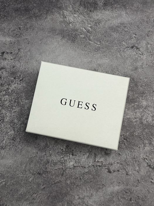 Чоловічий гаманець Guess | Стиль • та якість