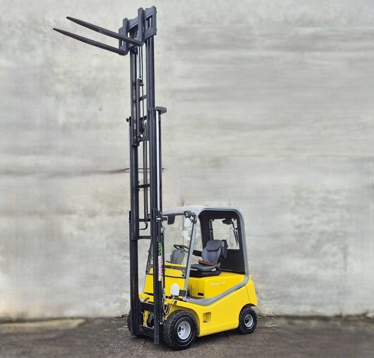 Wózek widłowy 1800kg  Toyota / Cesab • 2018r • wolna sekcja hydrauliczna do obrotnicy • maszt TRIPLEX z wolnym skokiem •  zobacz film, możliwy leasing