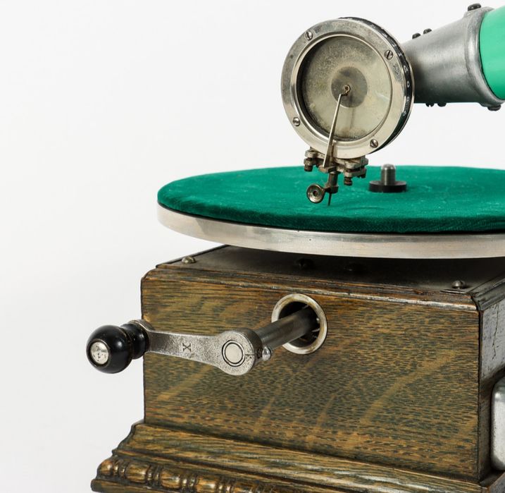 Antyk gramofon z tubą Columbia Disc