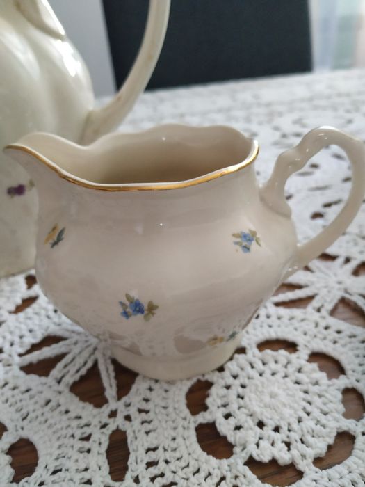 Stary zestaw porcelanowy