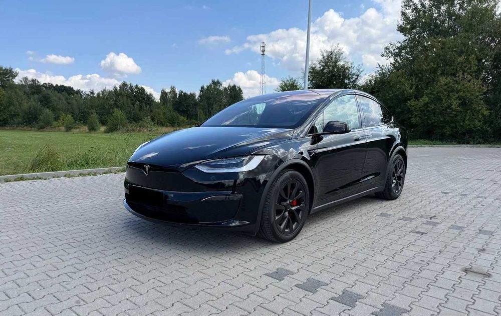 Tesla Model X 2023