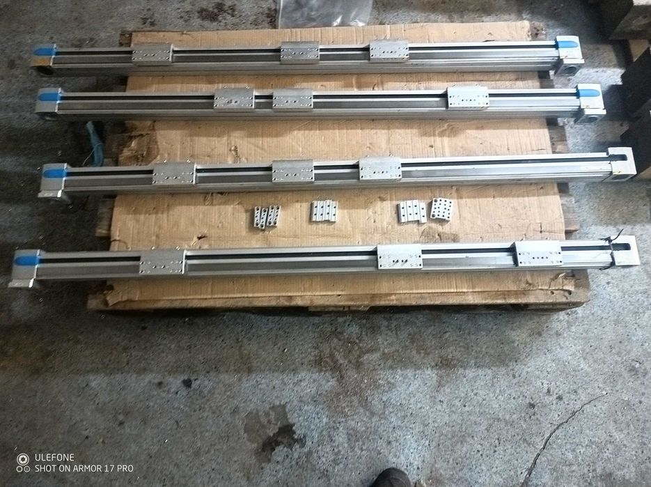 Napęd liniowy Festo EGC70-1200