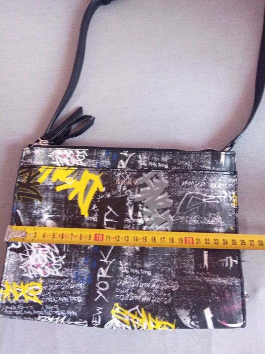 Torebka DKNY Bryant Graffiti