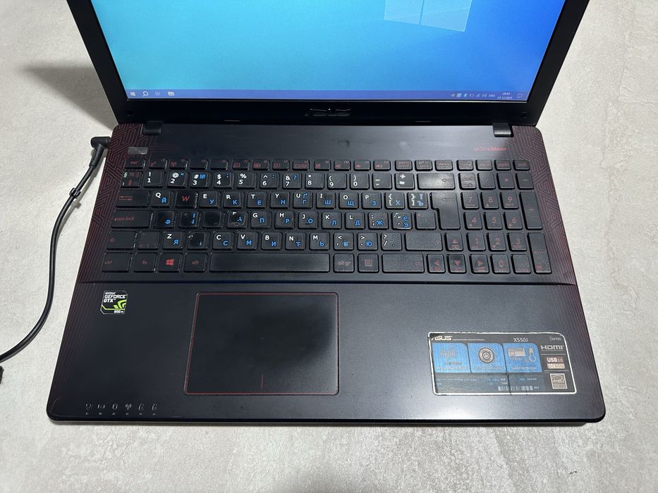 Ноутбук Asus X550J 15.6’’ 8GB RAM/ 256GB SSD/ i7-4720HQ/GTX 950M! D999