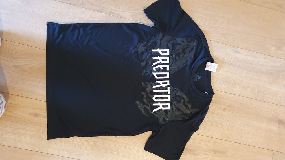 Koszulki i buza Adidas