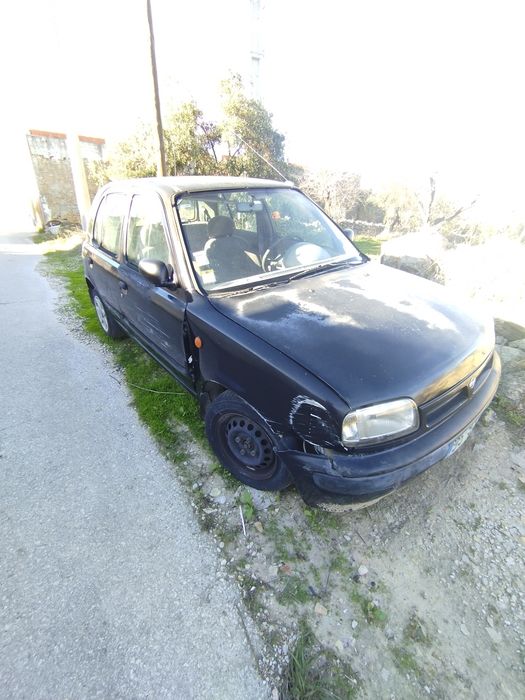 Nissan Micra leia a descrição