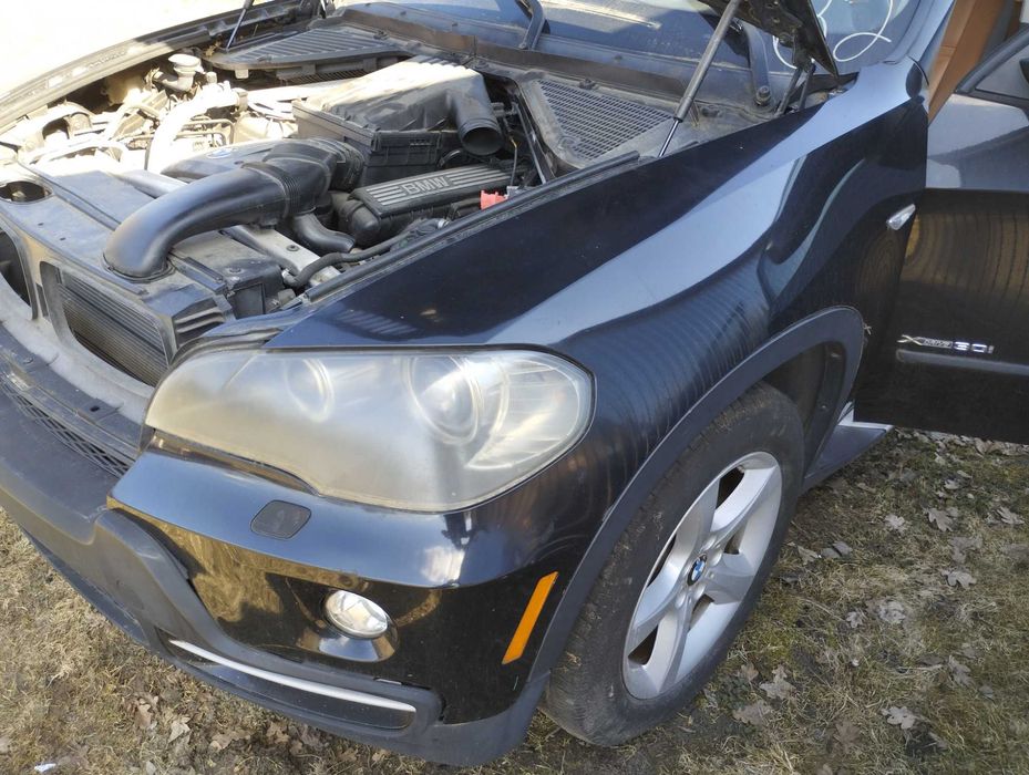 Błotnik lewy przód  Bmw X5 e70 USA 07-10