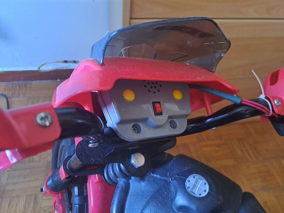 Motorbike cross  eléctrica para criança