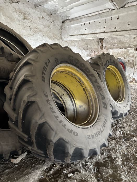 Трактор John Deere 8430