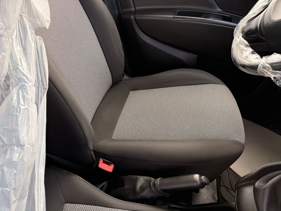 Fiat Dobló comercial de 3 lugares