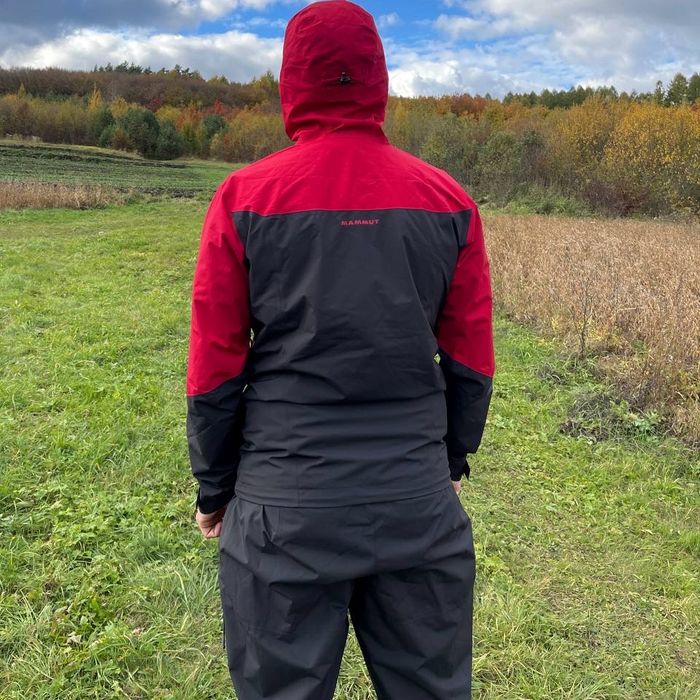 Оригінал Mammut Gore-tex Outdoor куртка і штани чоловічі на утяжках