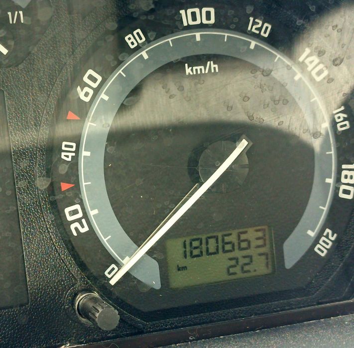180.600 km Reais
