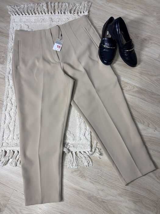 Beżowe damskie eleganckie spodnie Primark – rozmiar 44