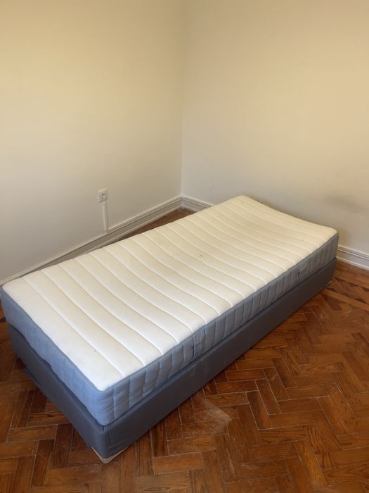 Cama box com colchao- Solteiro