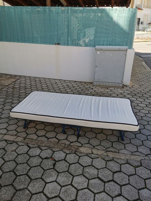 Divã com colchão64739981011970123