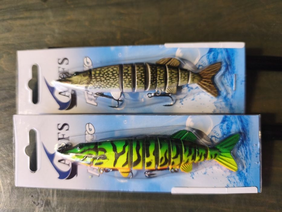 Wobler 13cm przynęta szczupak 21g