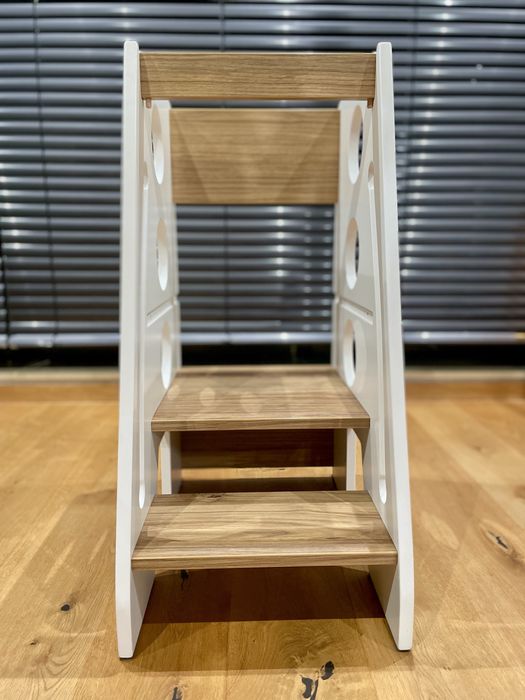 Pomocnik kuchenny - podest kuchenny