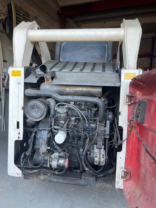 Продам Bobcat S300