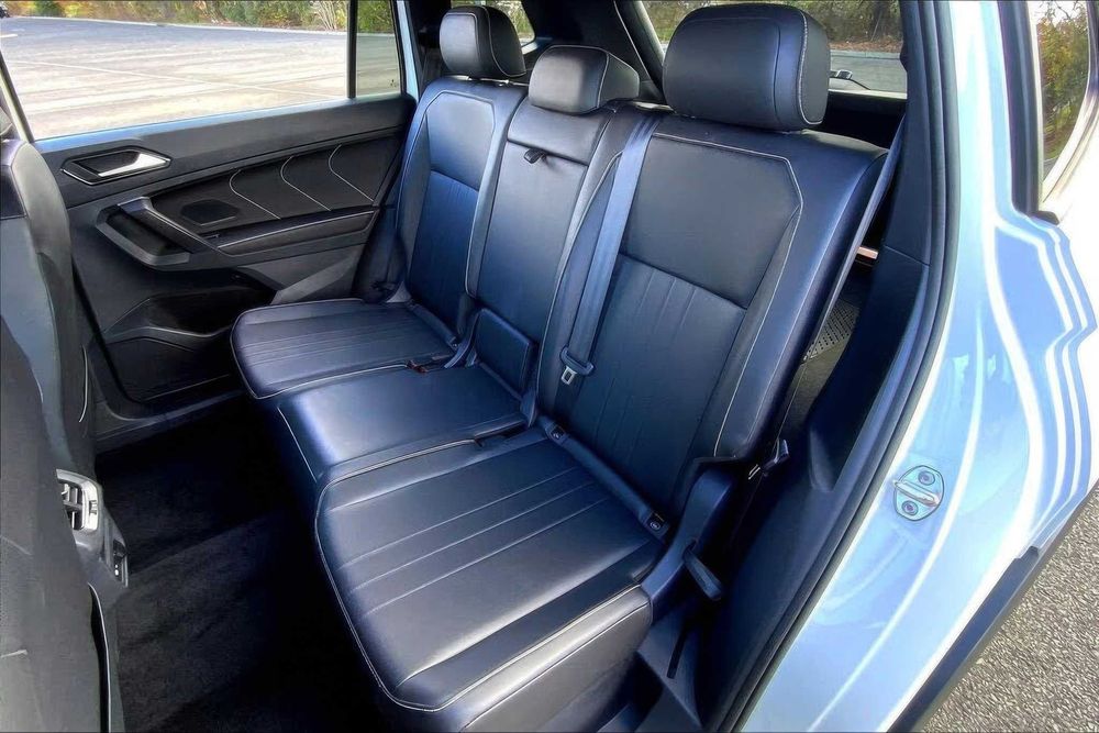 Volkswagen Tiguan SEL R-Line 4Motion      2024