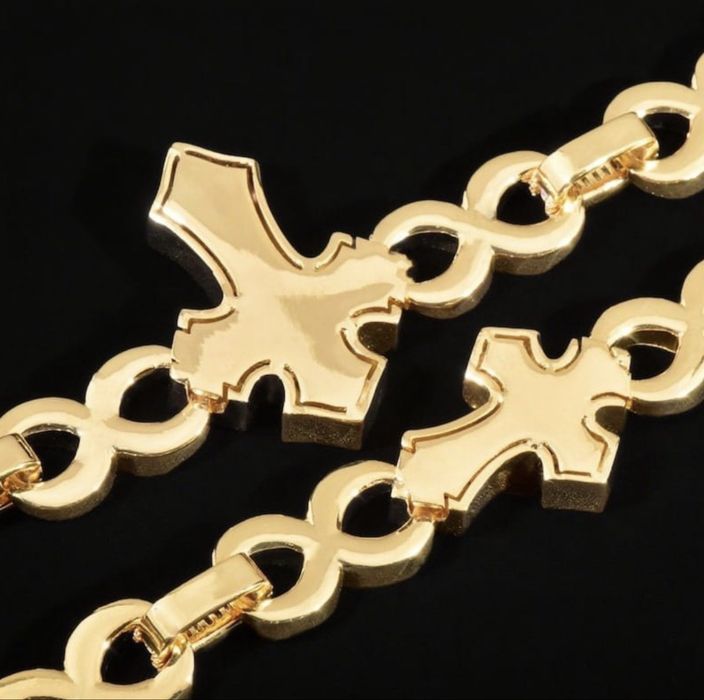 Corrente Cross Cuban 18mm em Moissanite | Estilo Chrome Hearts