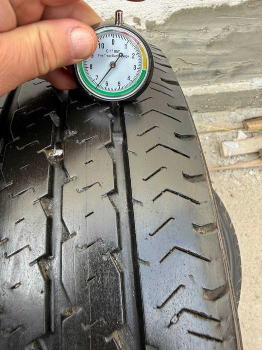 Шини Б/У 215/65 R16C Pirelli