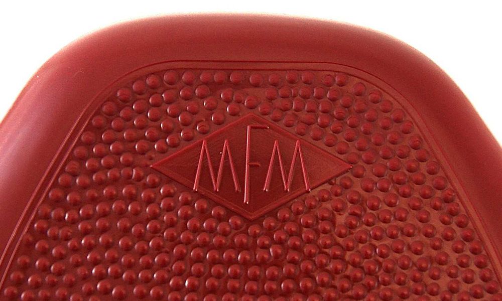 Guma siedzenia MZ TS ES 250/1 250/2 TROPHY MFM Jaskółka bordo 1szt.