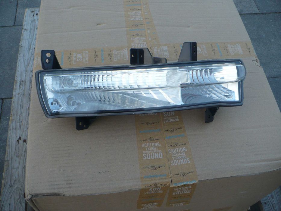 Jeep compass 2 kierunkowskaz lewy halogen lewy super stan