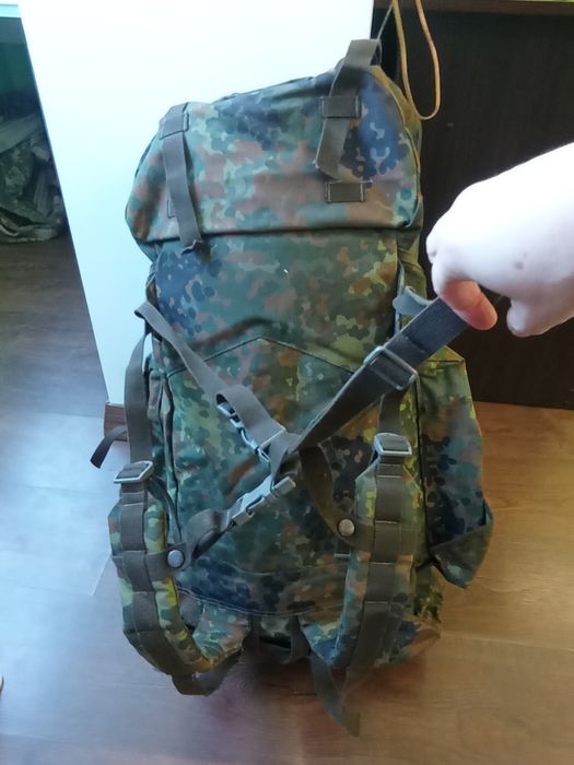 Військовий одяг 50-52 розмір.Берці 40 розмір.