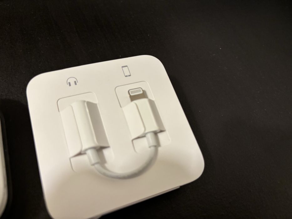 Earphones apple 2 pares
