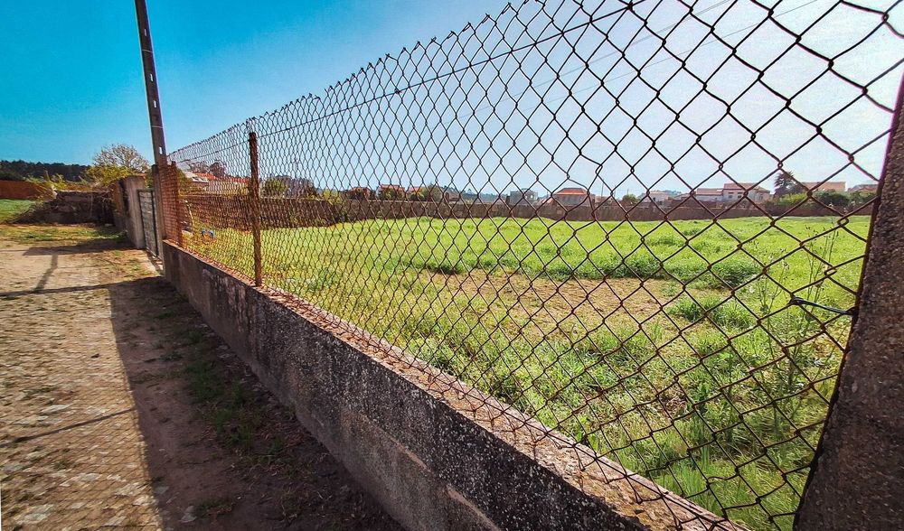Terreno com 3.000 m² em Lavra - Matosinhos - 2 km da Praia