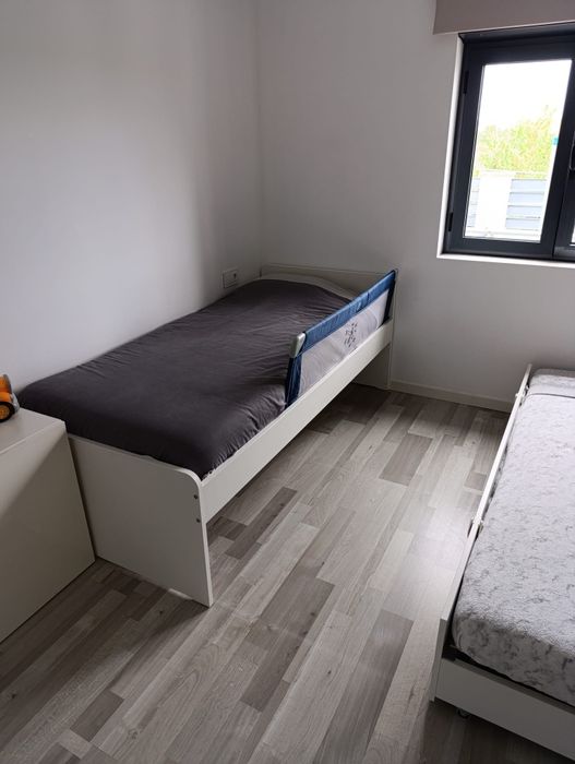 Barreira de segurança para cama