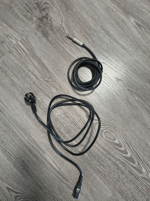 Zestaw Gitara Elektryczna, Wzmacniacz + Dodatki
